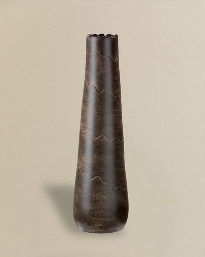 Bodenvase Wave aus Keramik, konisch, matt braun, 60 cm