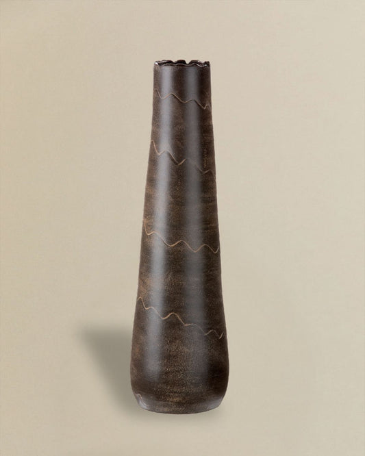 Bodenvase Wave aus Keramik, konisch, matt braun, 60 cm