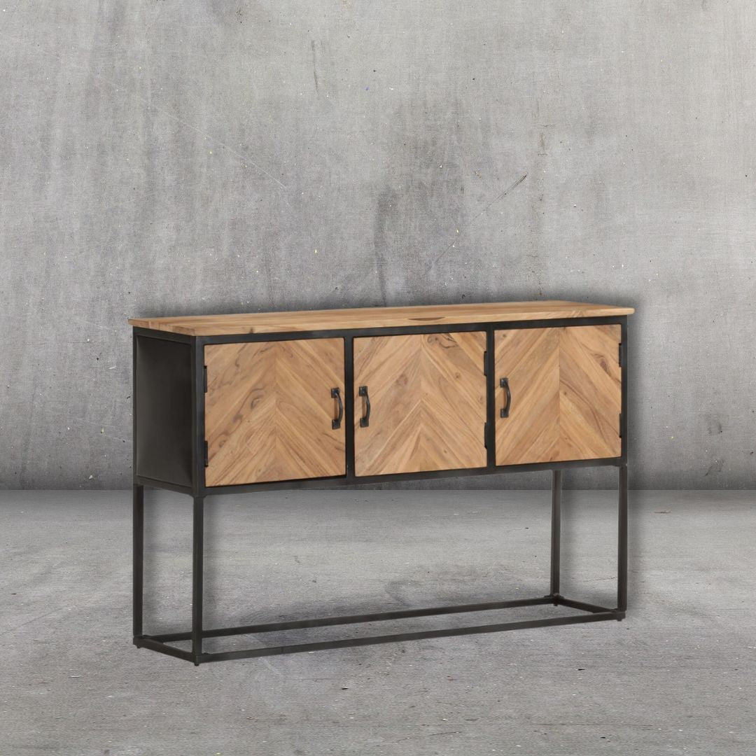 Sideboard aus massivem Akazienholz mit Eisengestell