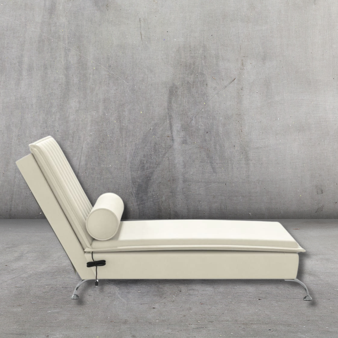 "Chaiselongue mit weichem Samtbezug und Vibrationsfunktion"